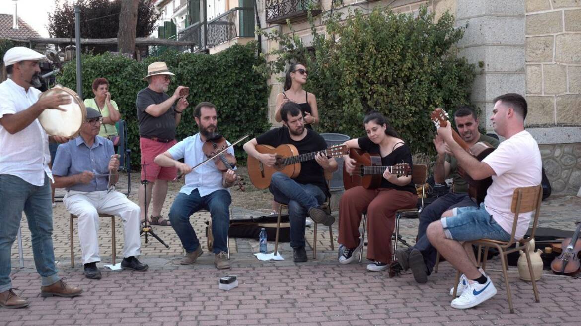 guitarrePinillaCabrera.jpg