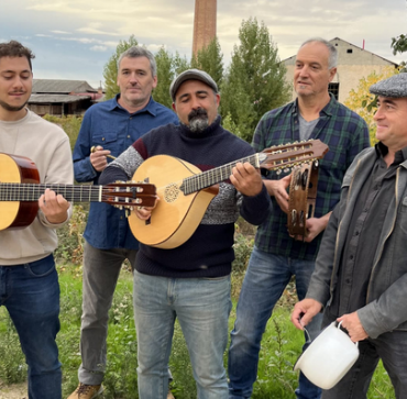 Navidad en la Sierra con La Garrota y los alumnos de entresierras